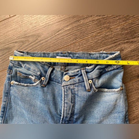 GOOD AMERICAN Good Vintage High-rise Straight
Stretch-Denim Fray jeans - Picture 14 of 16